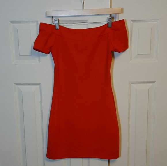 Zara Off the shoulder bodycon minidress - Picture 3 of 3